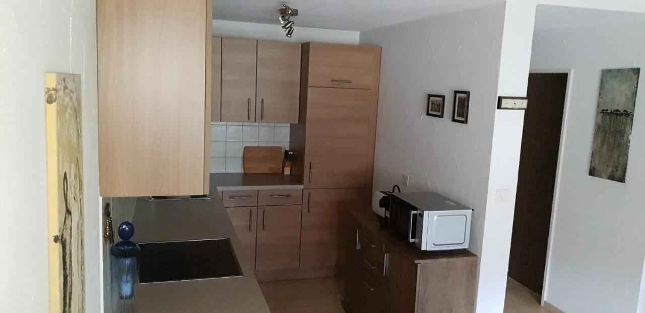 Curtinfess Franklin Apartment Bivio Luaran gambar